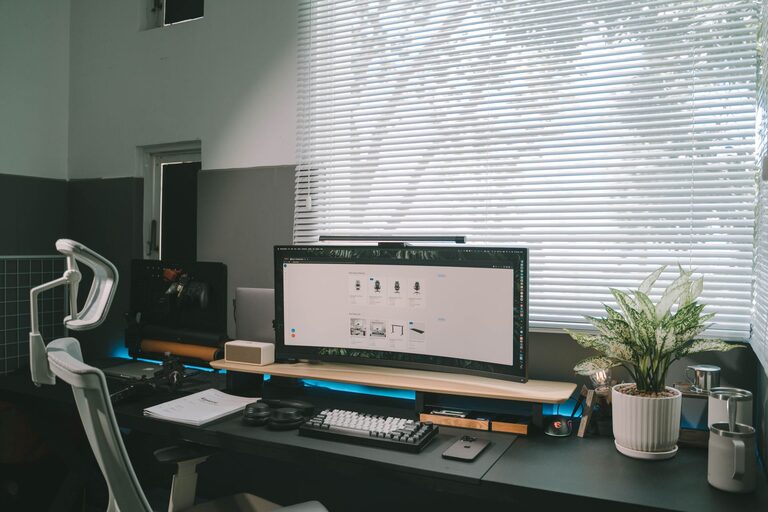 Simple Tips for Organizing Your Home Workspace to Boost Productivity and Comfort